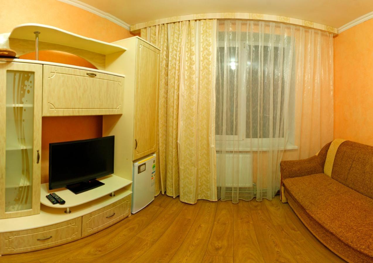 De Luxe Hotel Khmil'nyk Exterior photo