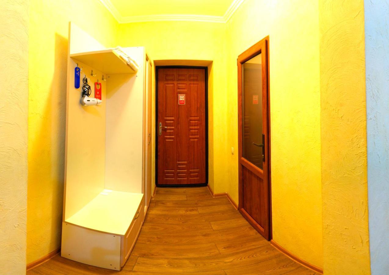 De Luxe Hotel Khmil'nyk Exterior photo